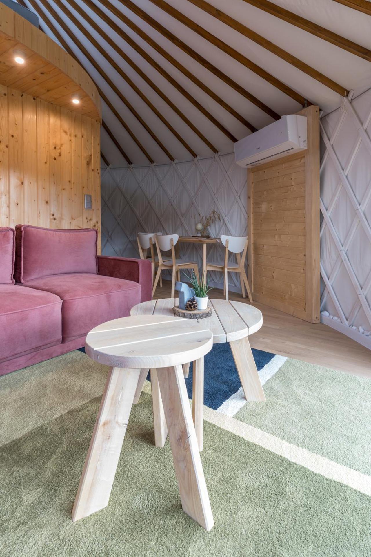 Gorski Glamping - Caloroczne Jurty Z Widokiem Тильманова Екстер'єр фото